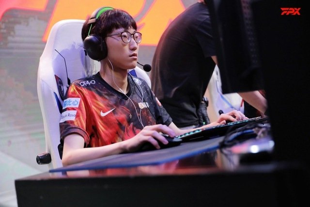 FPX lost at Worlds - Tian was just a secondary reason, suspected internal conflict 3